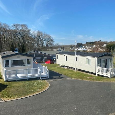 Whitecliff Bay Holiday Park - Most Popular Location Near Pools, Clubs And Beach Bembridge Exterior photo