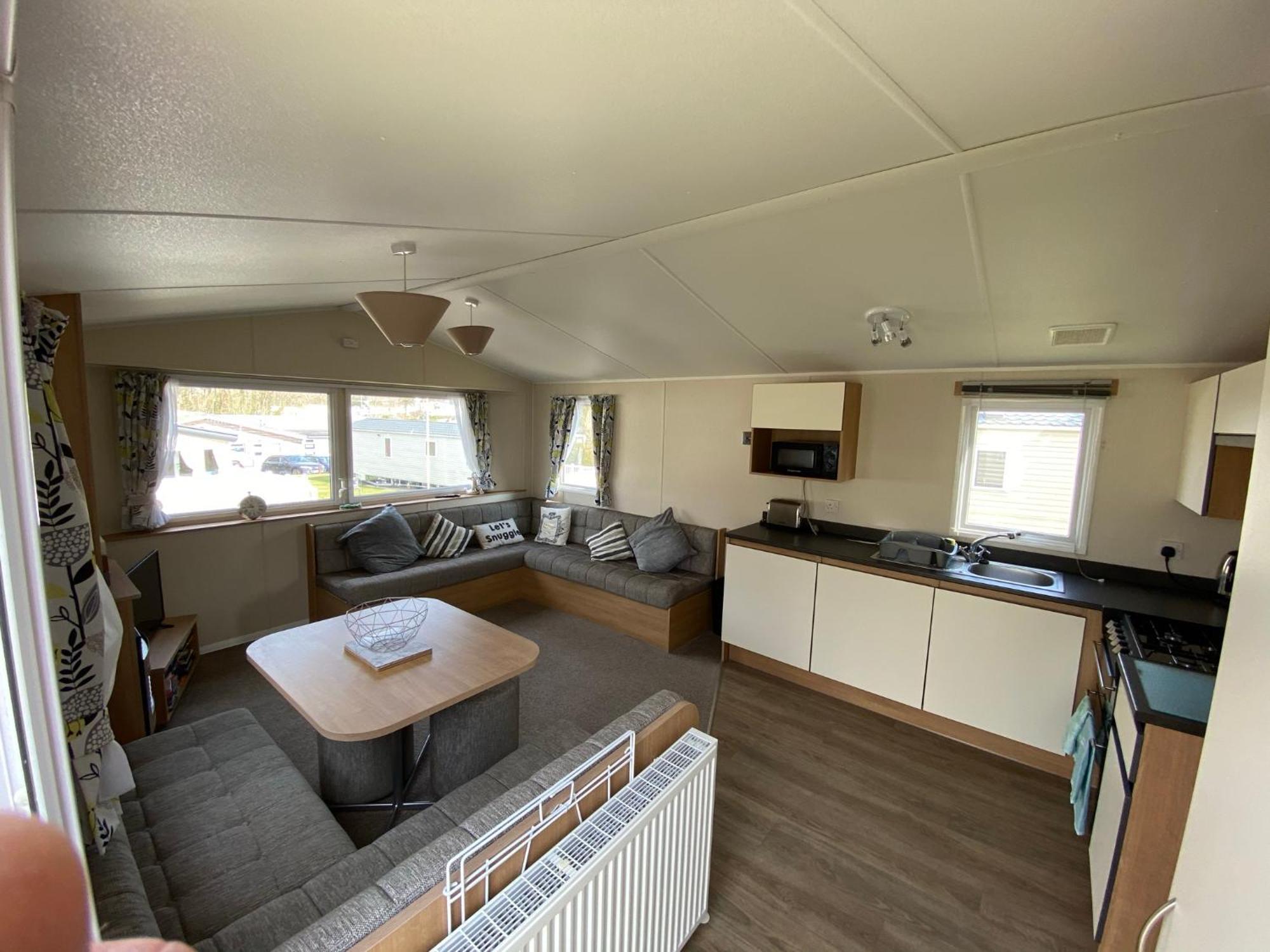 Whitecliff Bay Holiday Park - Most Popular Location Near Pools, Clubs And Beach Bembridge Exterior photo